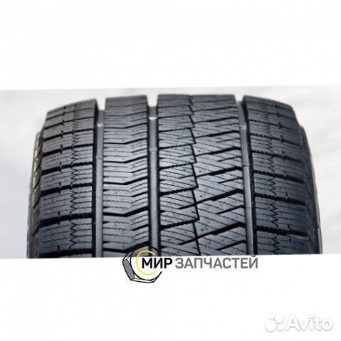 Bridgestone Blizzak Ice 225/60 R17 99H