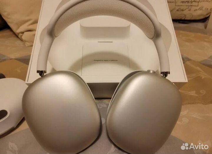 Airpods max silver