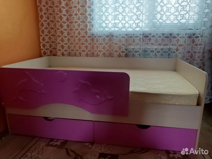 Кроватка детская для девочки