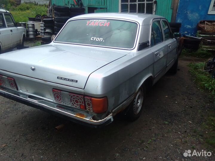 Капот волга