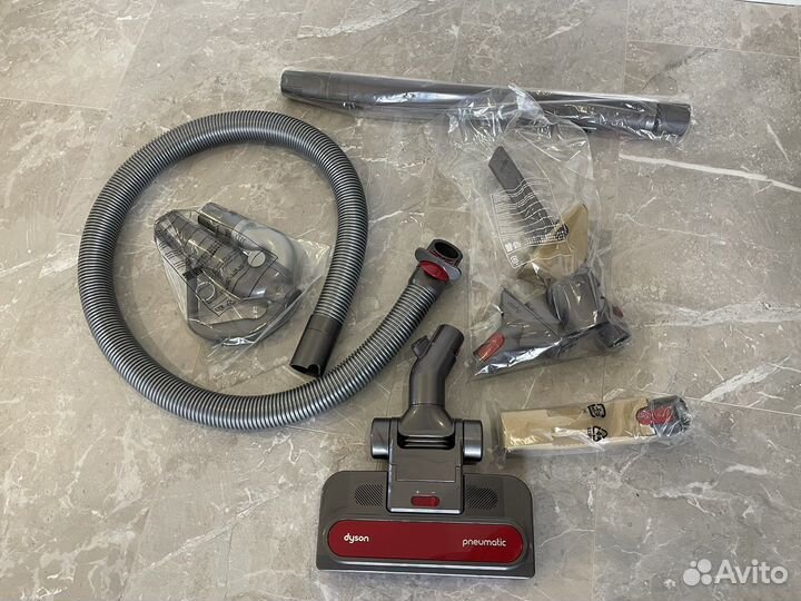 Пылесос dyson