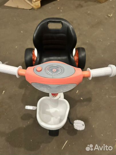 2. Велосипед детский, оранжевый