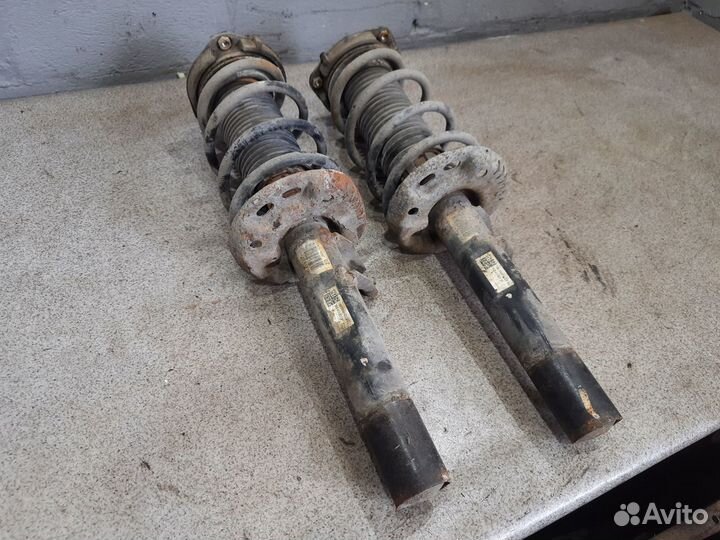 Стойка передняя в сборе для Volkswagen Golf 6