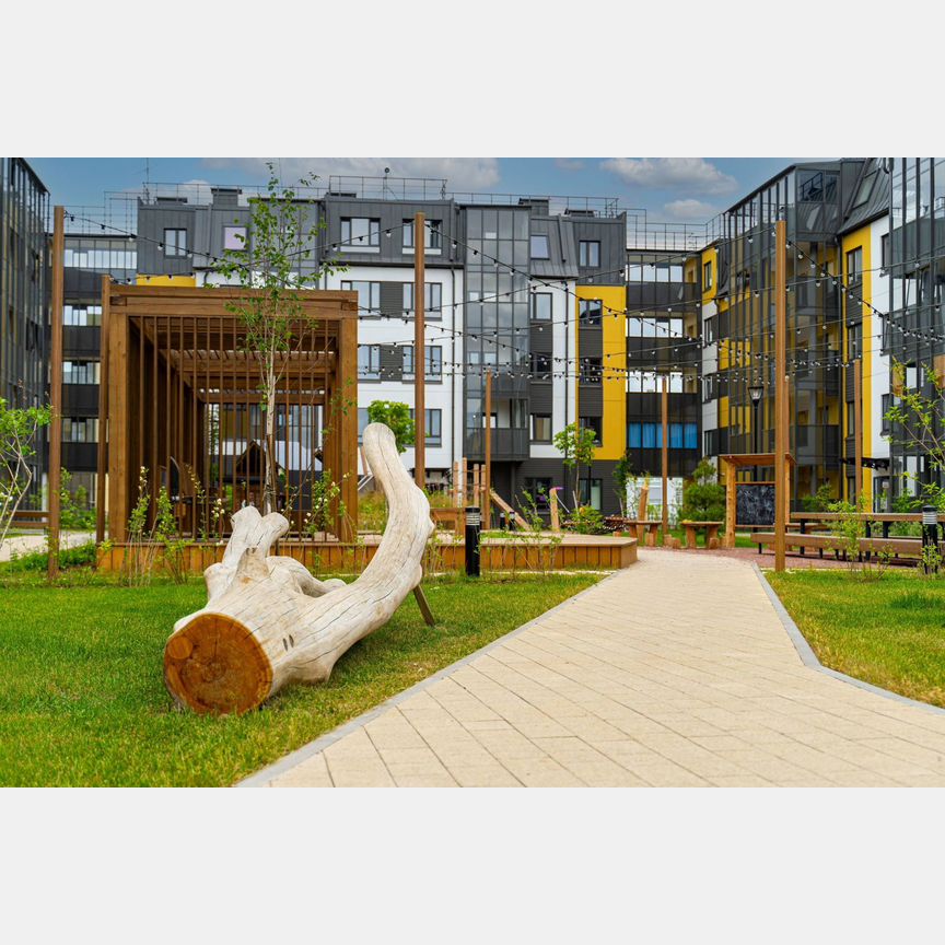 3-к. квартира, 84 м², 2/5 эт.
