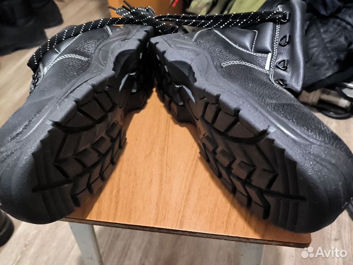 Ботинки рабочие 45