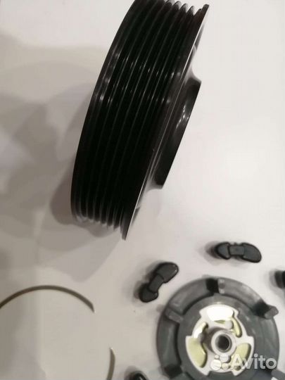 Шкив компрессора кондиционера Renault Megane 3