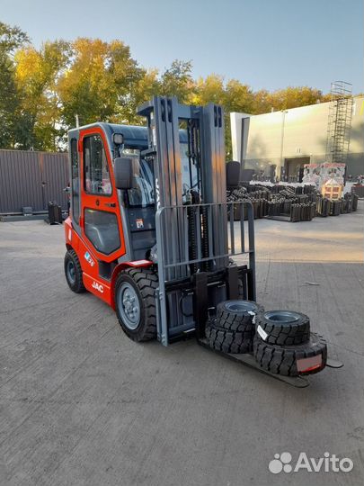 Вилочный погрузчик JAC CPQD35, 2023