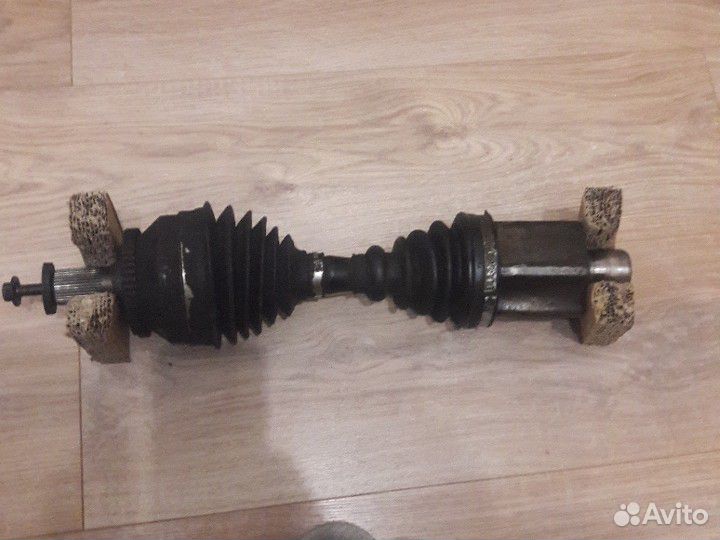 Привод передний левый volvo s80 T6 с 2003 - 2005