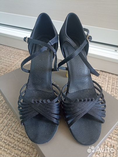 Туфли для танцев