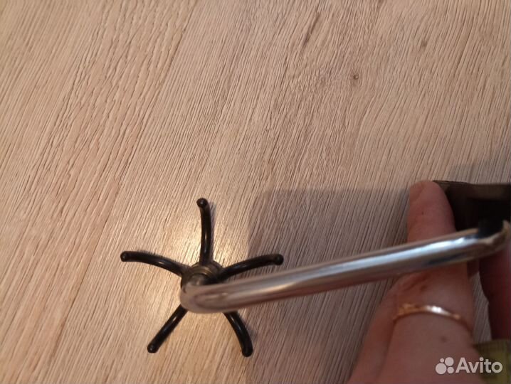 Крепление для чашек СССР. Крючки для посуды