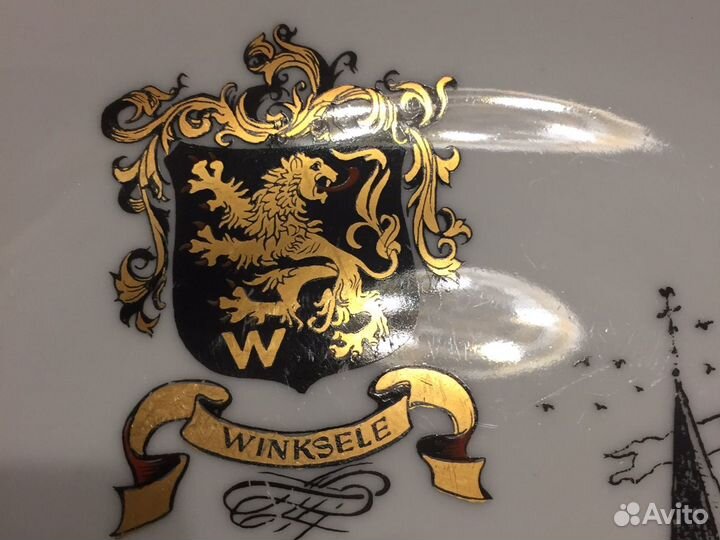 Настенная тарелка