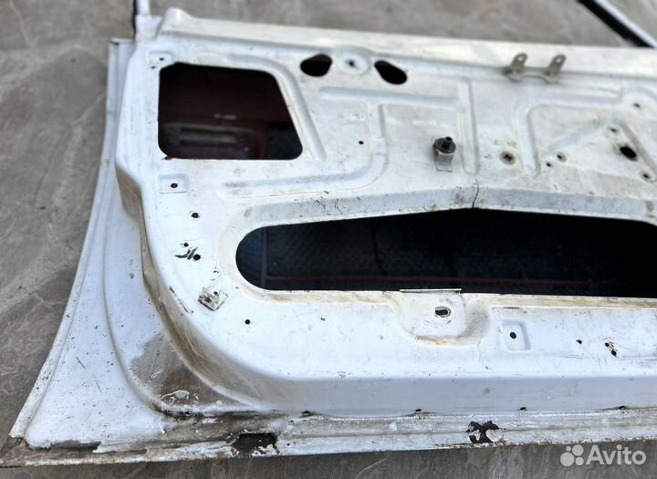 Дверь водительская Москвич 2141