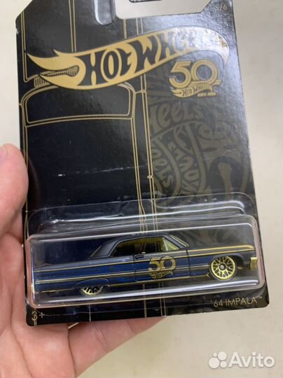 Hot Wheels 50th anniversary black gold \ Impala 64