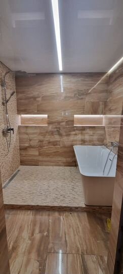 4-к. квартира, 138 м², 5/6 эт.