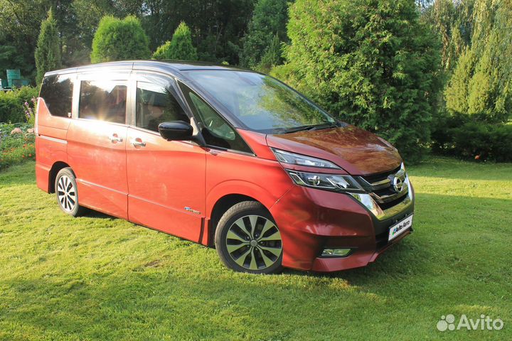 Nissan Serena 2.0 CVT, 2016, 142 300 км