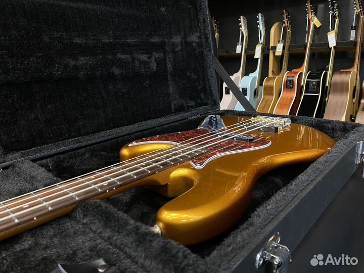 Кейс для бас гитары (Новый)