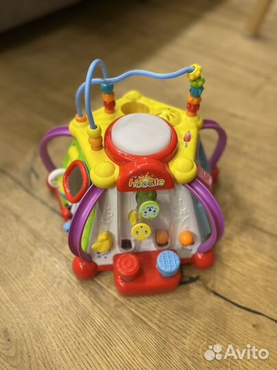 Развивающие игрушки, бизиборд