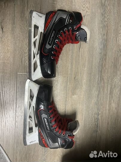 Хоккейные коньки bauer