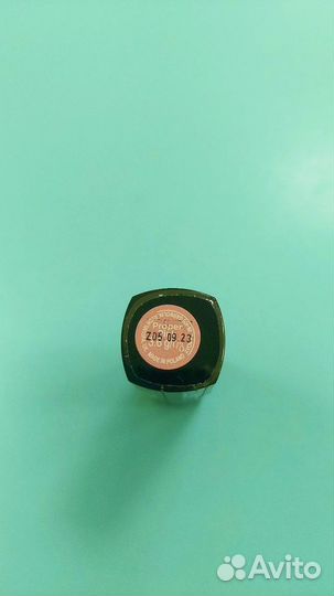 Помада Эйвон 