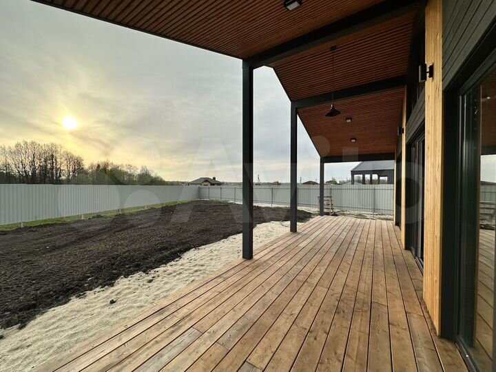 Дом 101 м² на участке 8,5 сот.