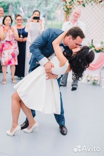 Постановка свадебного танца оффлайн и онлайн
