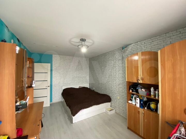 2-к. квартира, 50 м², 6/9 эт.