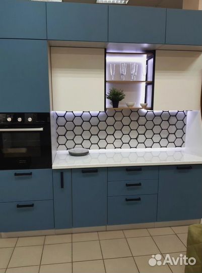 Кухонный гарнитур угловой