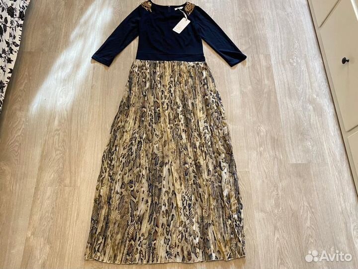 Новое Платье р.44-46 Турция Бежев.юбка