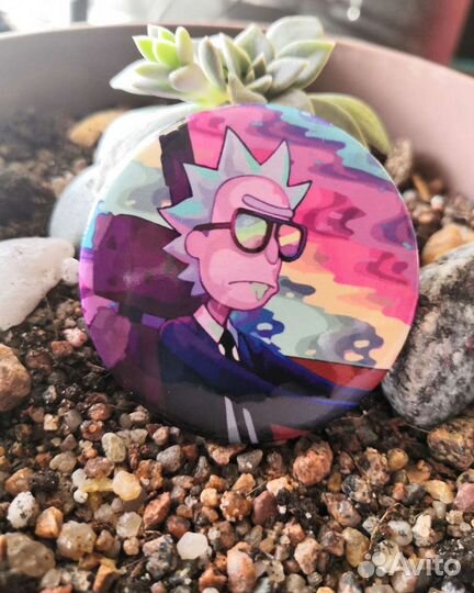 Значки Рик и Морти