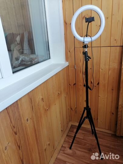 Кольцевая лампа 26 см