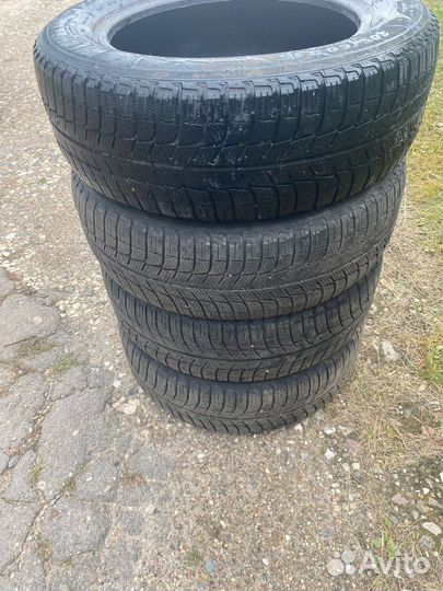 Michelin X-Ice XI3 205/60 R16