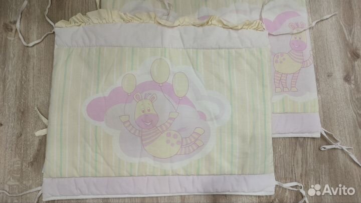 Бортики в кроватку