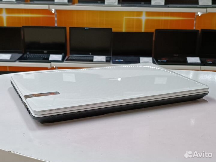 Ноутбук Packard bell 17.3''core i5 3th Gf710m SSD