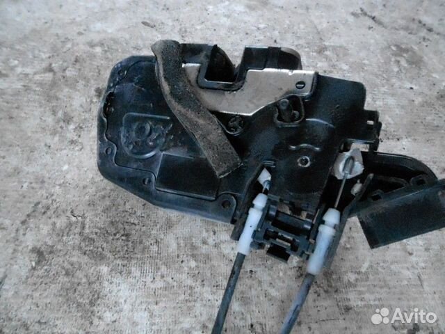 Замок двери задней правой 2 контакта Infiniti M 20