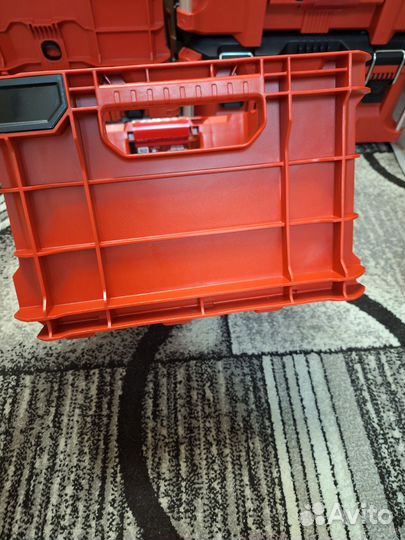 Ящик Milwaukee packout открытый