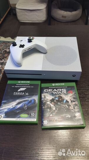 Xbox One S 500 gb