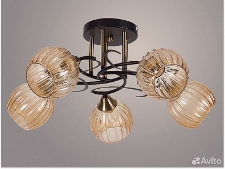 Люстра, на 20кв\м