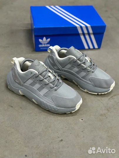 Кроссовки Adidas ZX 22 (41) размер