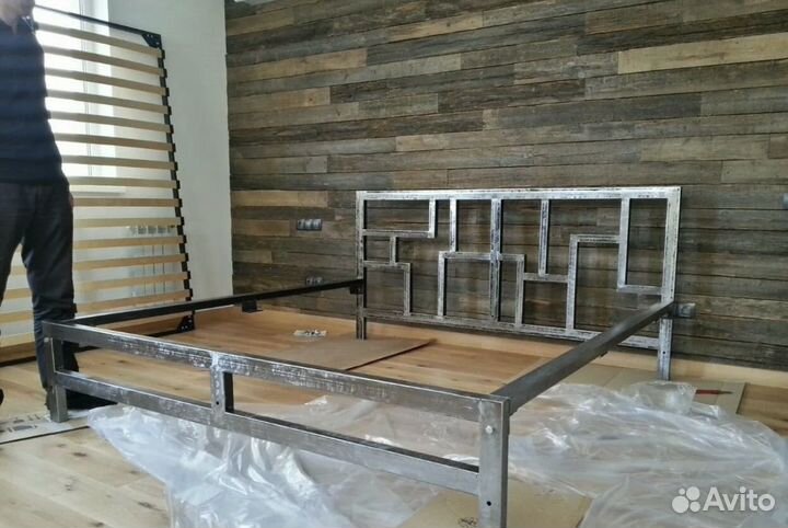 Кровать в стиле Loft из метала