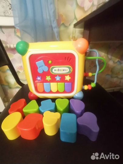 Развивающийся кубик жирафик