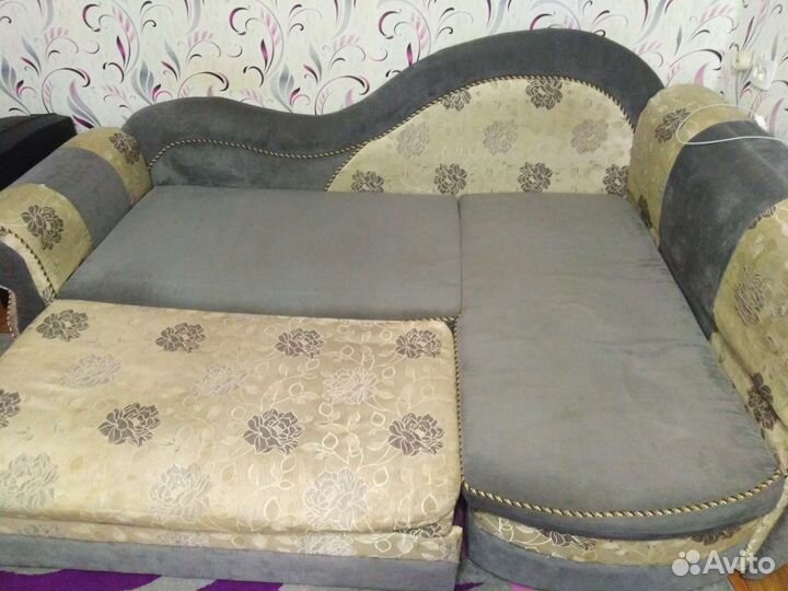Угловой диван