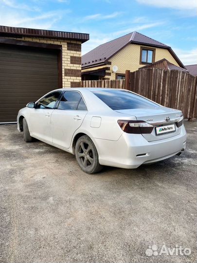 Toyota Camry 2.5 AT, 2012, 300 000 км