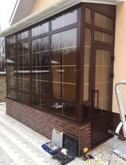 Пластиковые окна для тамбура