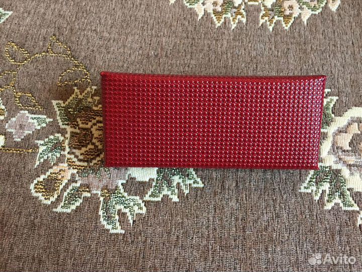 Новый футляр для очков