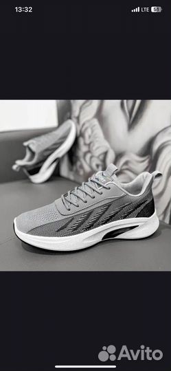 Кроссовки мужские 42 размер новые