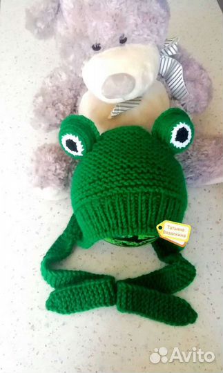 Шапка лягушка, динозавр