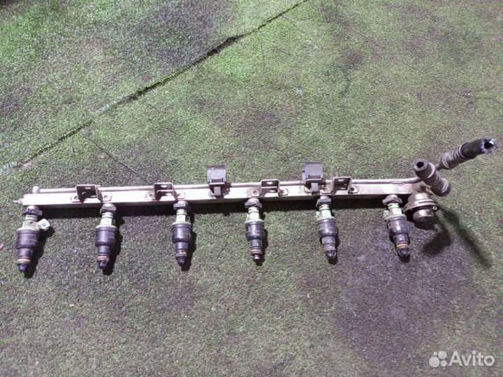 Топливная рампа Bmw 5-Series E39 M52B25 1997