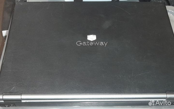 Ноутбуки б/у разные