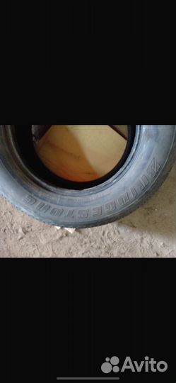 Bridgestone Dueler H/T 265/65 R17