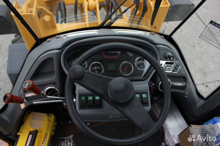 Фронтальный погрузчик LuGong LG930, 2023